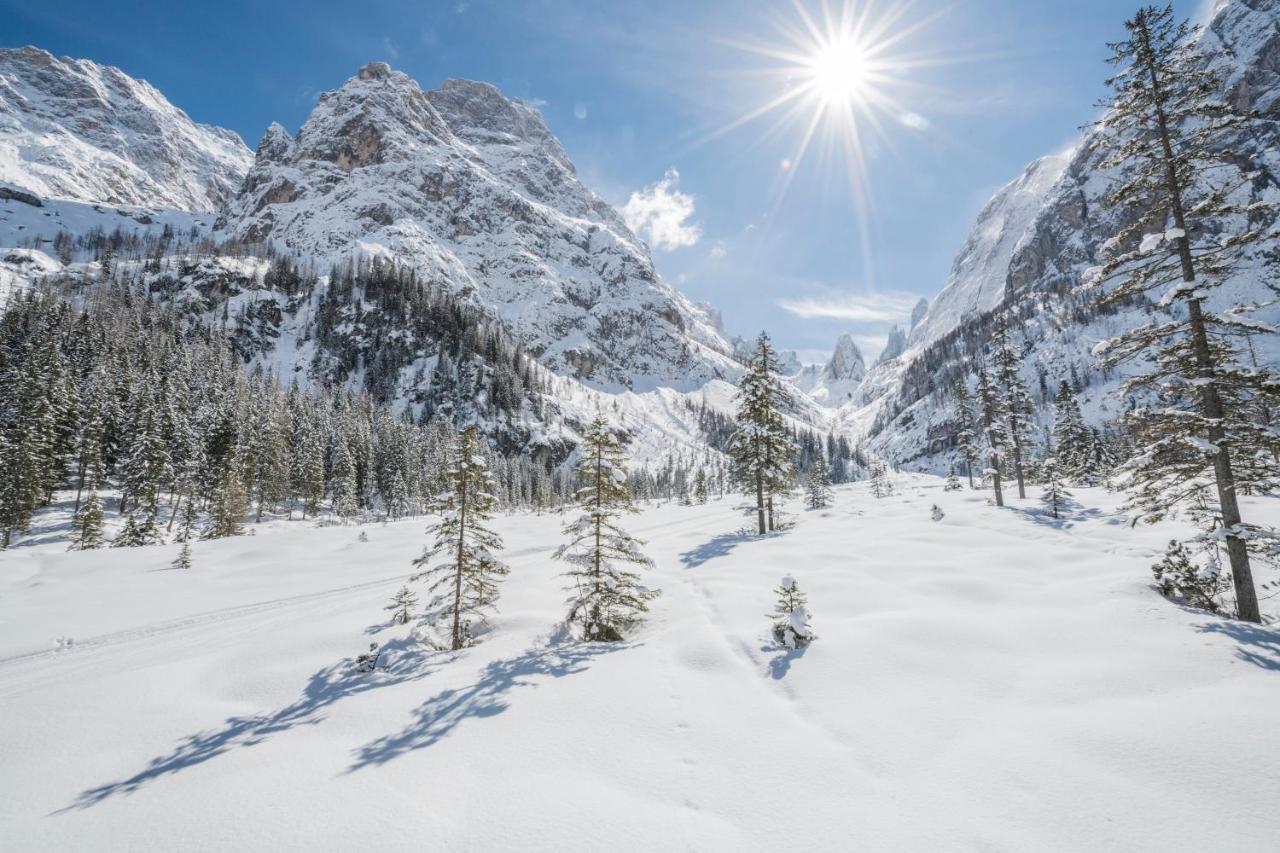 Hotel Asterbel Braies  Ngoại thất bức ảnh