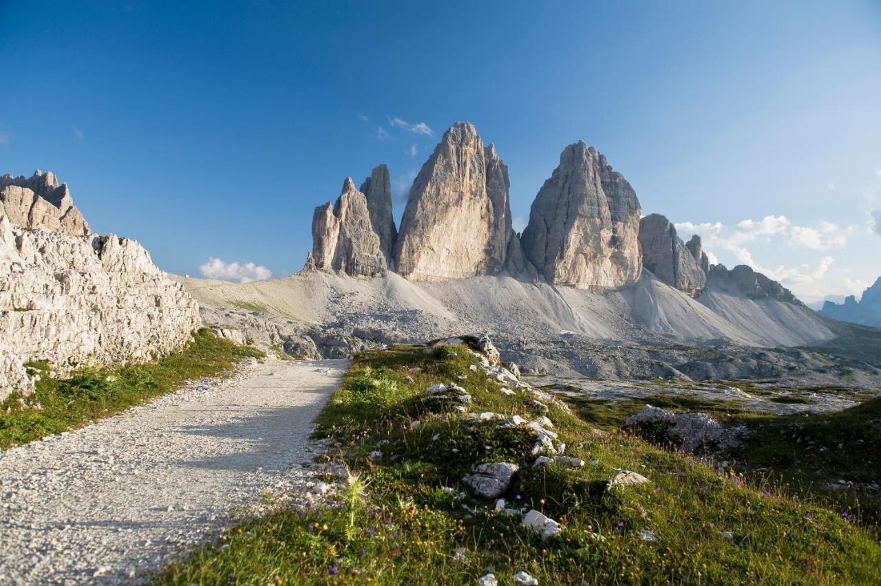 Hotel Asterbel Braies  Ngoại thất bức ảnh