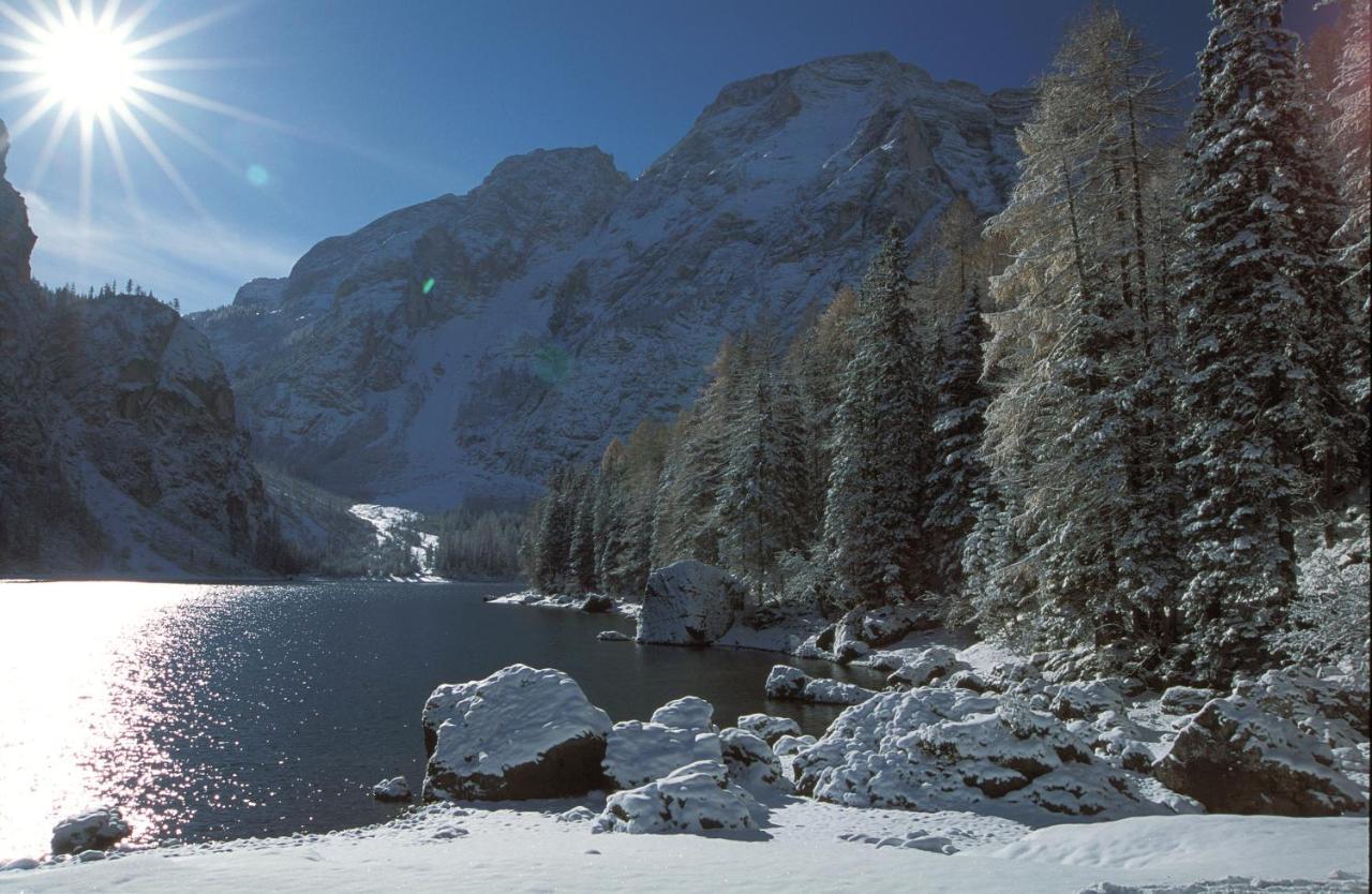 Hotel Asterbel Braies  Ngoại thất bức ảnh